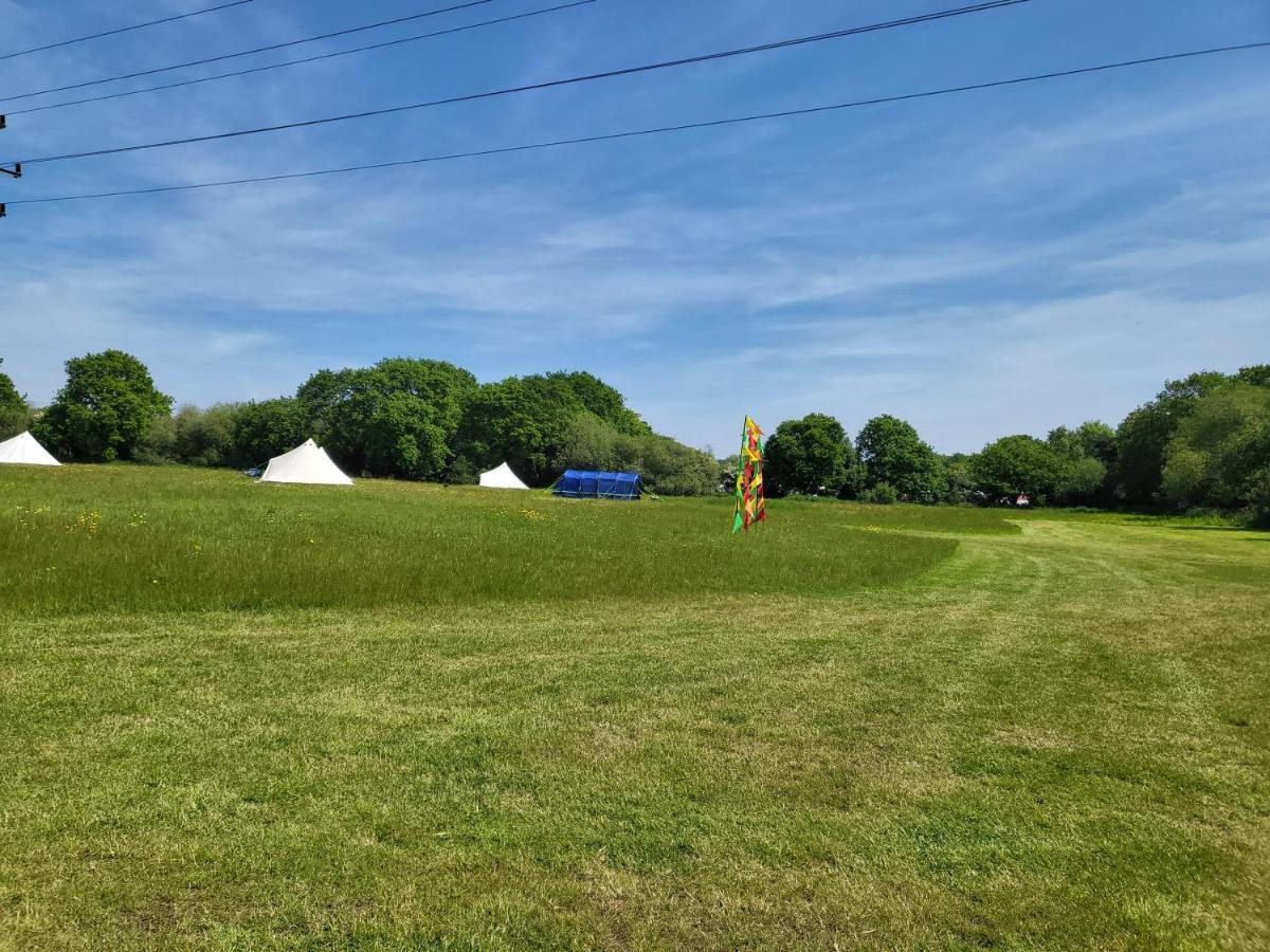 Dorset Glamping Fields Ξενοδοχείο Corfe Mullen Εξωτερικό φωτογραφία
